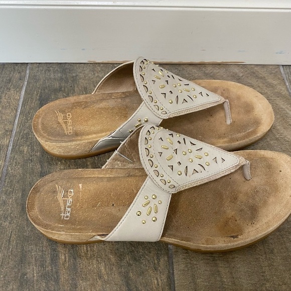 Dansko tan and gold sandals size 41 - Picture 4 of 11